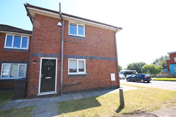 2 Bedroom Barn Conversion To Rent In Scot Lane, Wigan, WN5