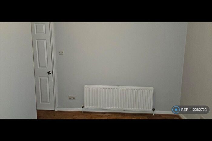 Studio To Rent In Cranbrook Park, London, N22