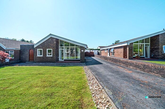 3 Bedroom Detached Bungalow For Sale In Northlands Park, Bishopston, Swansea, SA3