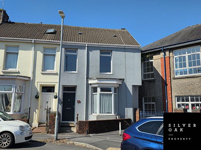 3 Bedroom End Of Terrace House To Rent In Coldstream Street, Llanelli, Carmarthenshire, SA15