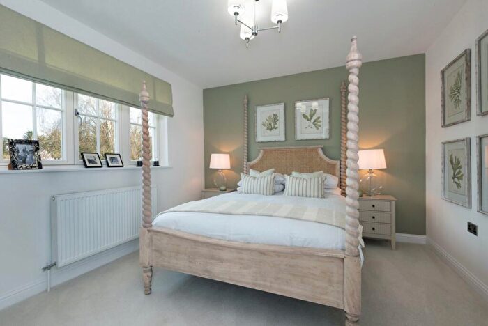 4 Bedroom Detached House For Sale In Summerfield Close, Staple, Canterbury, Kent, CT3