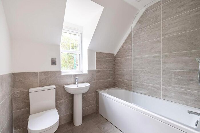 2 Bedroom Apartment To Rent In Brighton Road, Brighton Road, CR5
