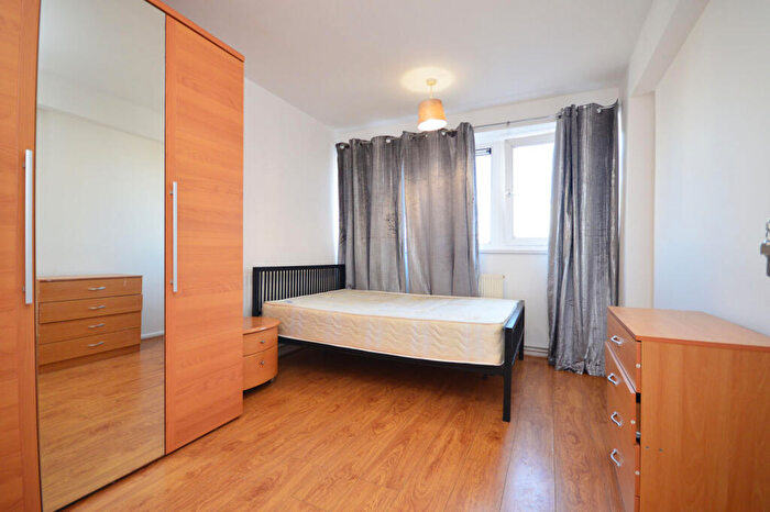 1 Bedroom Flat To Rent In Bevin House, Tower Hamlets, E3