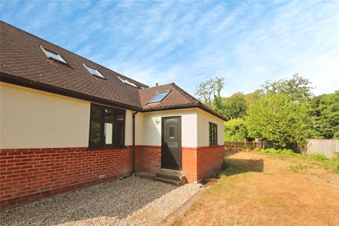 1 Bedroom Maisonette To Rent In Beggars Hill Road, Lands End, Twyford, Reading, RG10