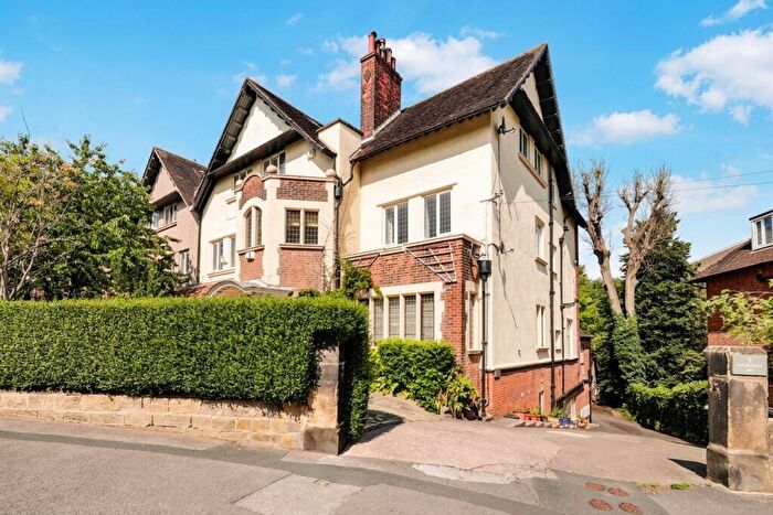 3 Bedroom Flat For Sale In Springfield Avenue, Harrogate, HG1