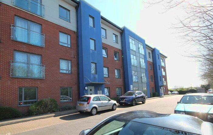 1 Bedroom Flat To Rent In Cleeve Way, Sutton, SM1