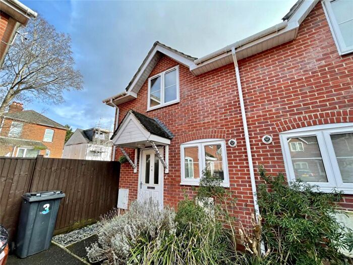 2 Bedroom End Of Terrace House To Rent In Brazier Close, Bournemouth, BH9