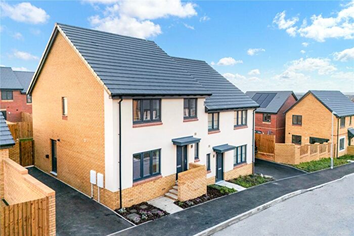 4 Bedroom Semi Detached House For Sale In Leighton Park Road, Westbury Leigh, BA13