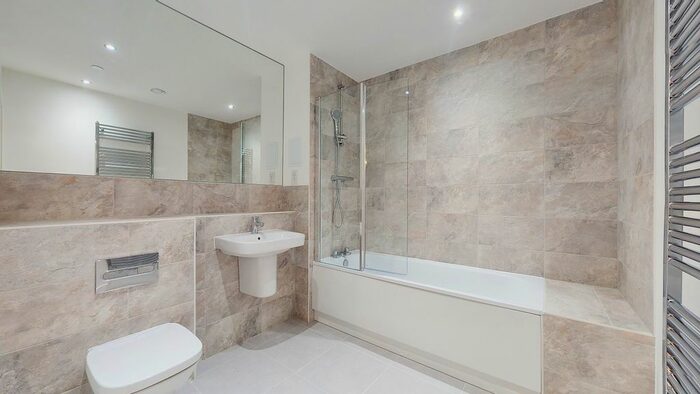 1 Bedroom Flat For Sale In Oakleigh Road North, Whetstone, N20