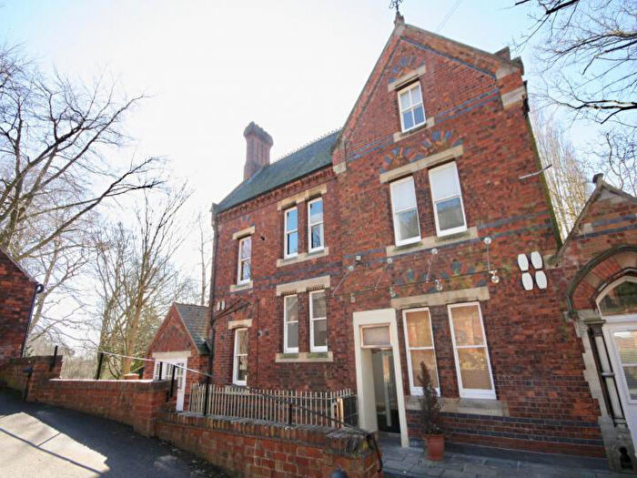 1 Bedroom Flat To Rent In Lindum Terrace, Lincoln, Lincolnshire, LN2