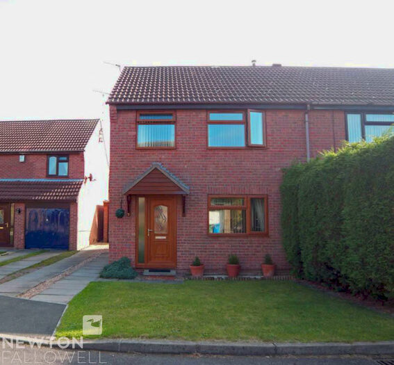 3 Bedroom Semi-Detached House To Rent In Woodhall Green, Retford, DN22