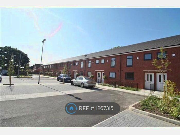3 Bedroom Terraced House To Rent In Brightsmith Way, Swinton, Manchester M27