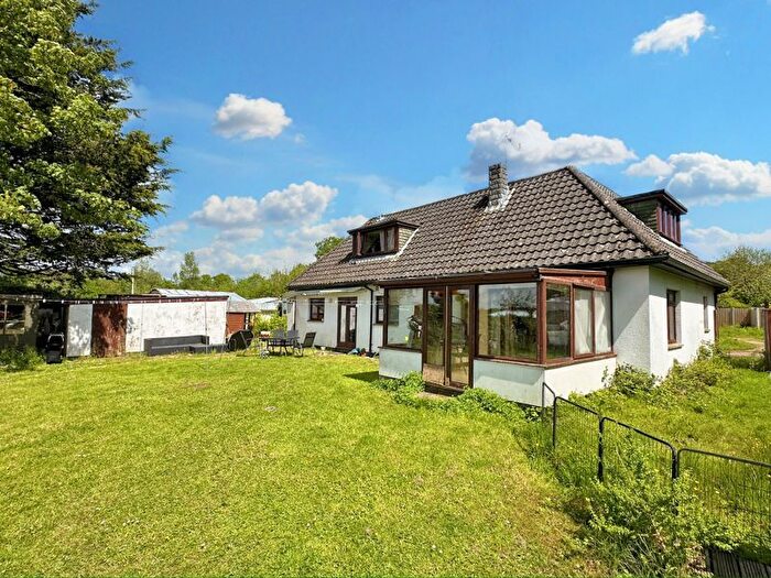 3 Bedroom Detached House For Sale In Hillside Road, Corfe Mullen, BH21