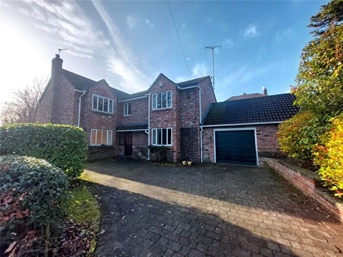 5 Bedroom Detached House To Rent In Macclesfield, Cheshire, SK11