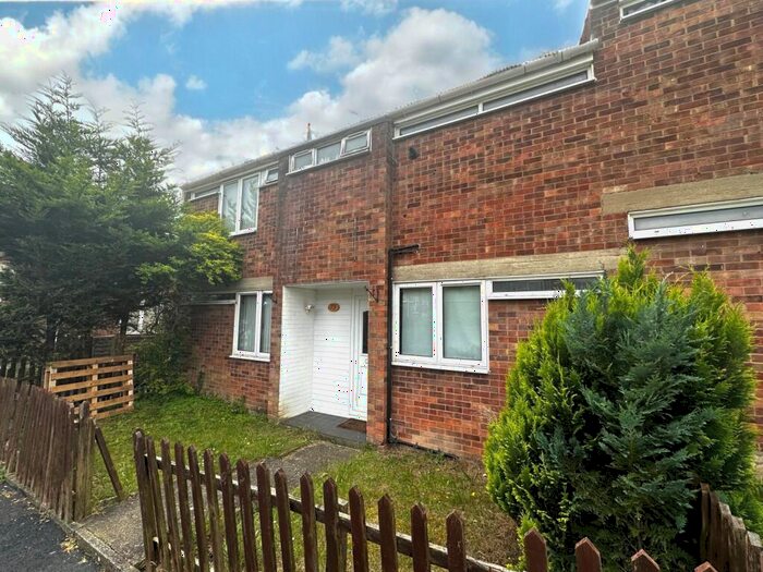 3 Bedroom End Of Terrace House To Rent In Clare Close, Mildenhall, Suffolk, IP28