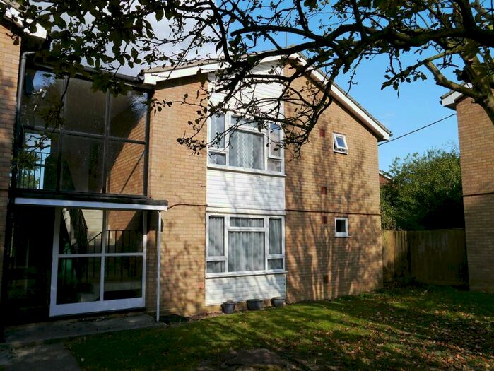 2 Bedroom Flat To Rent In Weyland Road, Witnesham, Ipswich, Suffolk, IP6