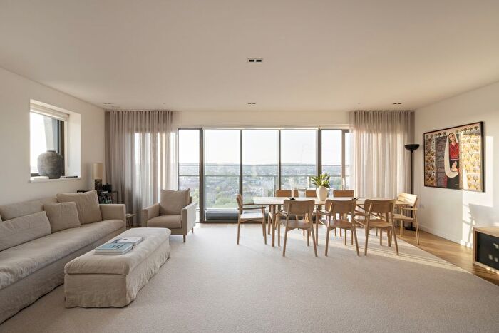 4 Bedroom Flat For Sale In The Triton Building, NW1