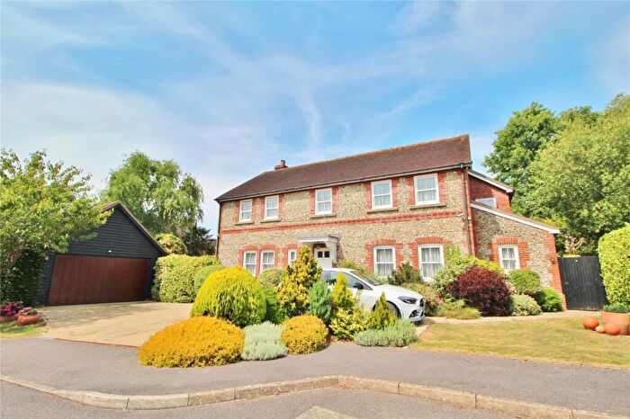 5 Bedroom Detached House For Sale In Convent Gardens, Findon, Worthing, West Sussex, BN14