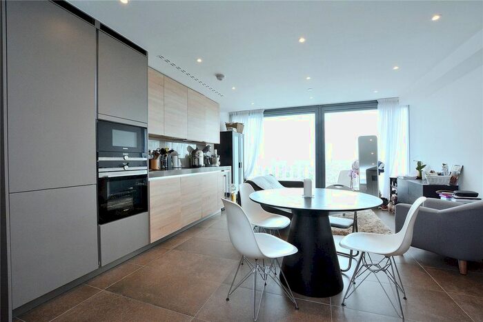 1 Bedroom Flat To Rent In Chronicle Tower, Islington, EC1V