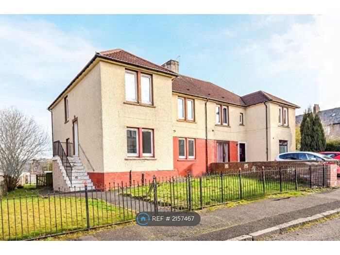 3 Bedroom Maisonette To Rent In Glen Avenue, Larkhall, ML9