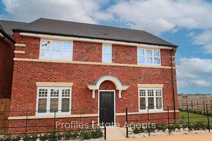 4 Bedroom Detached House To Rent In Starling Close, Hinckley, LE10