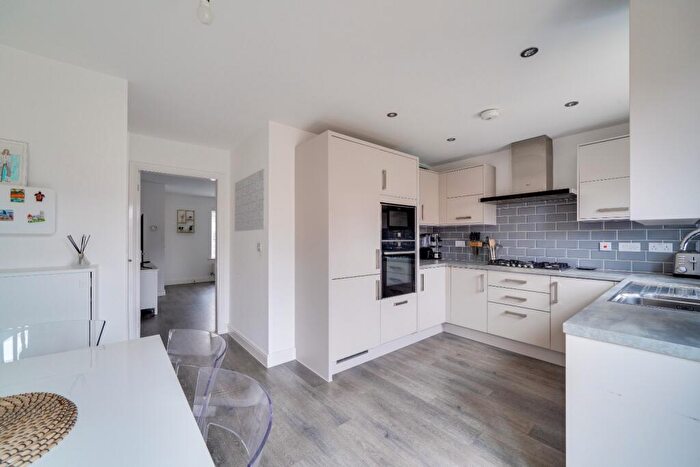 3 Bedroom Terraced House For Sale In High Street, Fenstanton, Huntingdon, Cambridgeshire, PE28