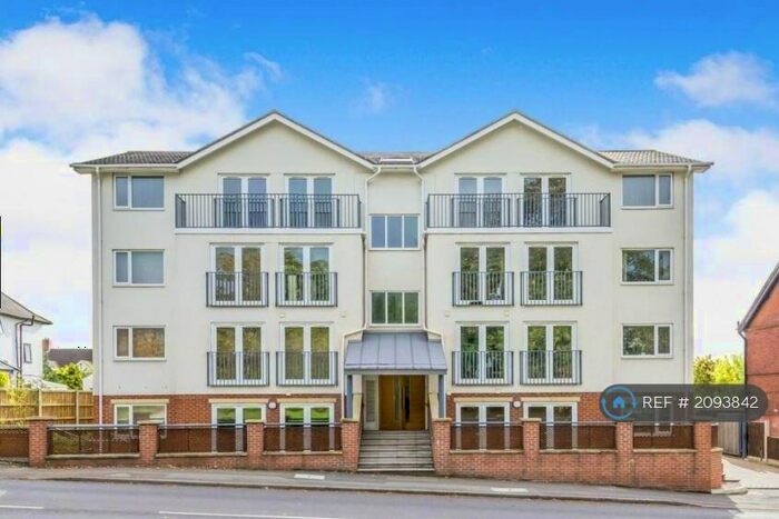 2 Bedroom Flat To Rent In Etruria Road Basford, Stoke-On-Trent, ST4