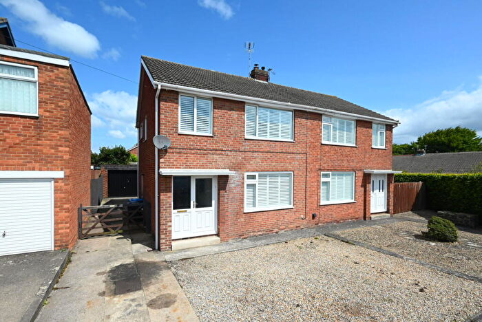 3 Bedroom Semi-Detached House To Rent In Whitcliffe Drive, Ripon, HG4