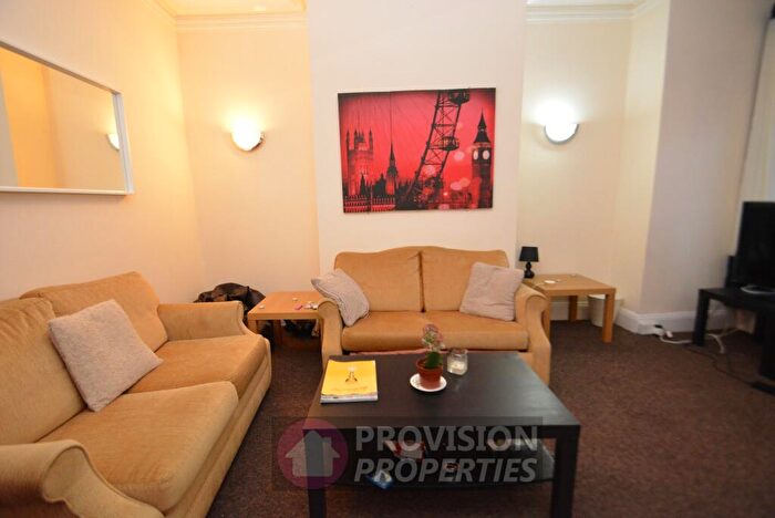 3 Bedroom Terraced House To Rent In Burchett Terrace, Woodhouse, Leeds, LS6