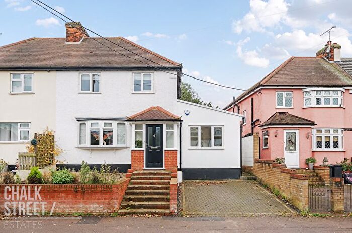 3 Bedroom Semi-Detached House For Sale In Moreton Road, Ongar, CM5