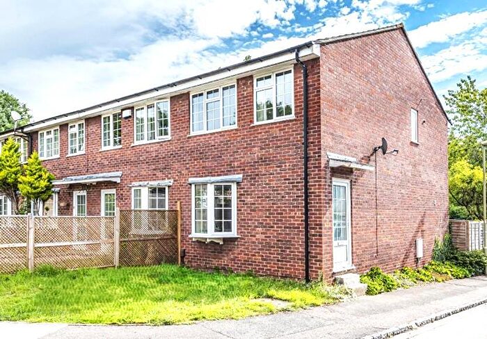 3 Bedroom End Of Terrace House For Sale In Littlemore, Oxford, OX4