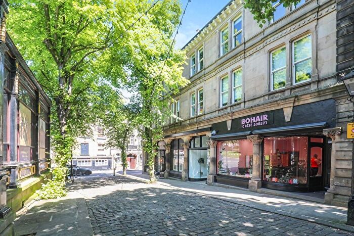 2 Bedroom Flat To Rent In Grosvenor Buildings Crescent Road, Harrogate, HG1