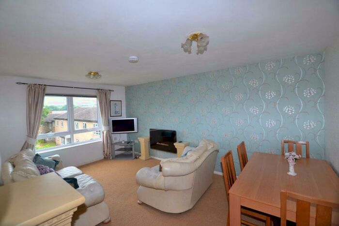 2 Bedroom Property To Rent In Available -, DE22