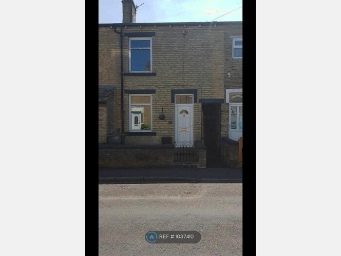 2 Bedroom Terraced House To Rent In Crown Street, Brighouse, HD6