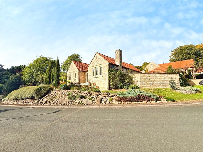 3 Bedroom Bungalow For Sale In Spinney Hill, Sprotbrough, Doncaster, South Yorkshire, DN5
