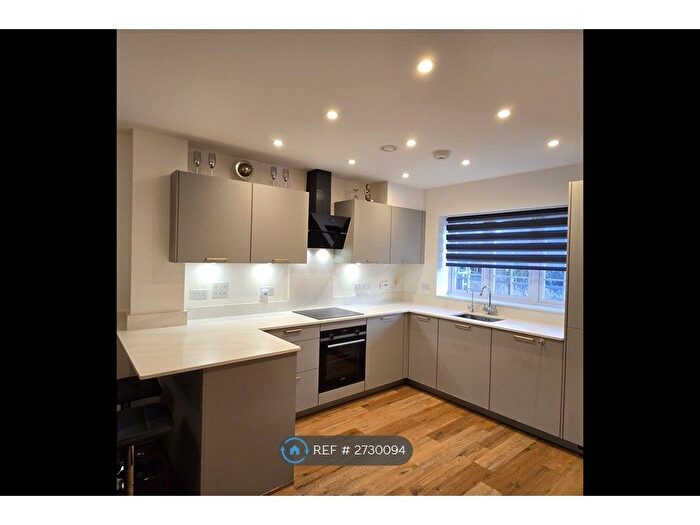 3 Bedroom Semi Detached House To Rent In Mill Lane, Wokingham, RG41