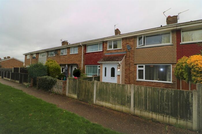 3 Bedroom Terraced House To Rent In Sycamore Avenue, Aylesham, Canterbury CT3