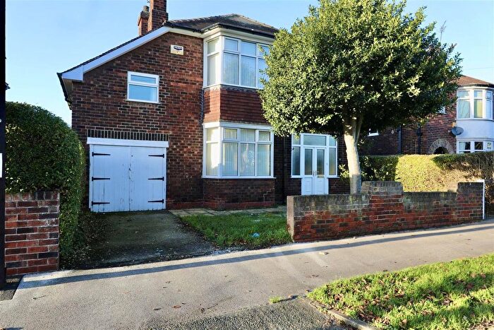 4 Bedroom Detached House For Sale In Highfield, Sutton-On-Hull, Hull, HU7