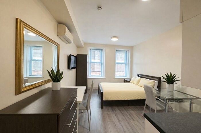 Studio To Rent In Cromwell Road, London, SW7