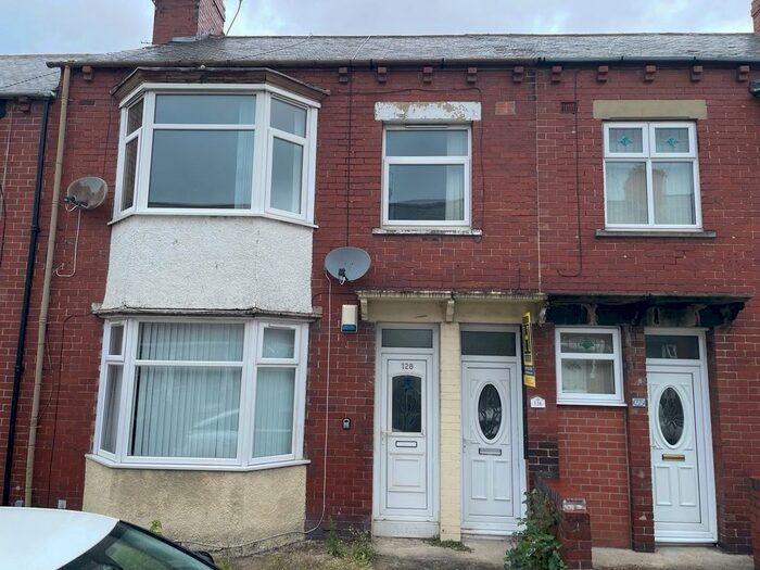 2 Bedroom Flat To Rent In Richmond Road, South Shields, NE34