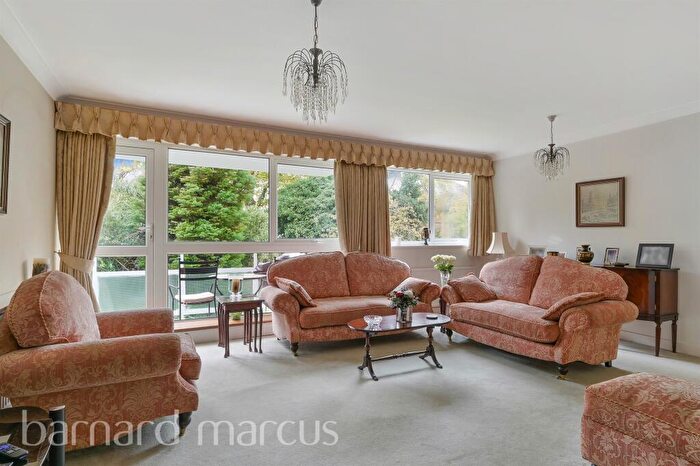 2 Bedroom Flat For Sale In Brighton Road, Sutton, SM2