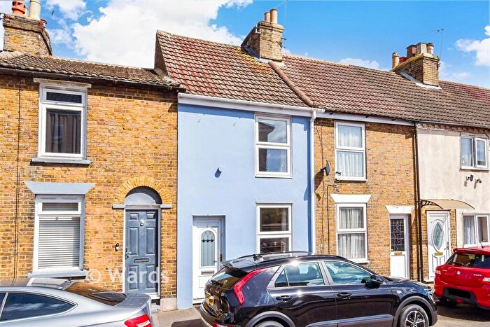 3 Bedroom Terraced House For Sale In Tufton Street, Maidstone, Kent, ME14