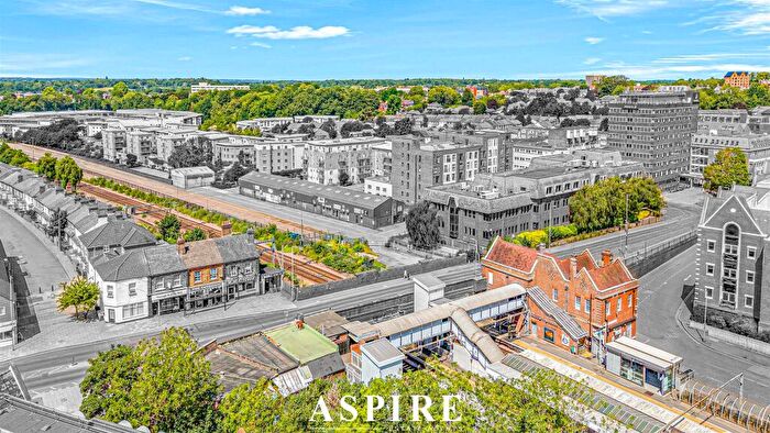 2 Bedroom Flat For Sale In **Private Parking To The Rear & Chain Free** Warley Hill, Warley, Brentwood, CM14