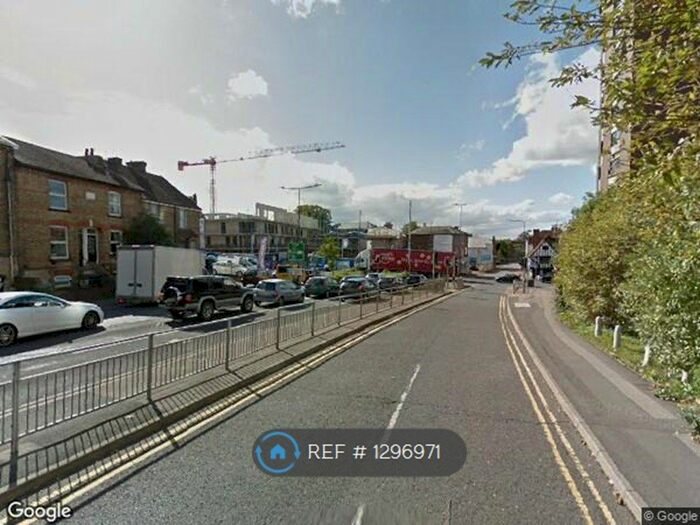 3 Bedroom Terraced House To Rent In Mote Road, Maidstone ME15