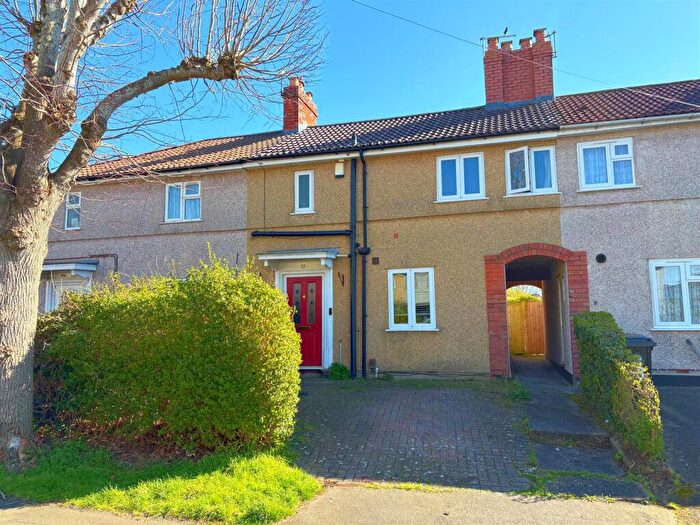 3 Bedroom Terraced House For Sale In Kingshill Road, Knowle Park, Bristol, BS4