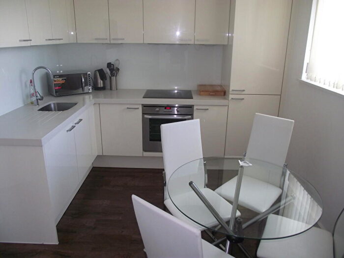 2 Bedroom Flat To Rent In Orion Building, Navigation Street, Birmingham, West Midlands, B5