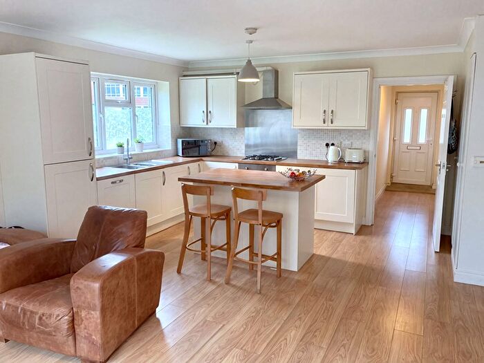 5 Bedroom End Terrace House To Rent In Southway, Guildford, GU2