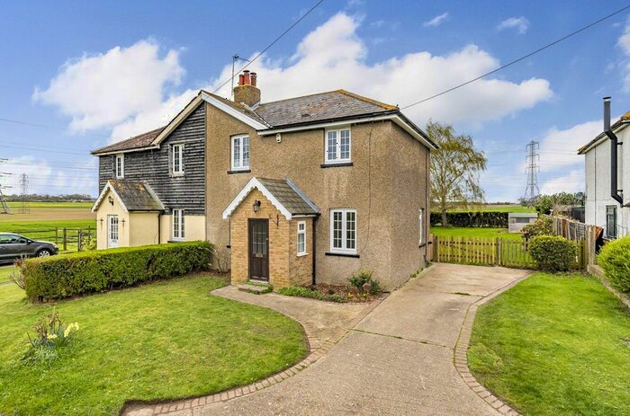 3 Bedroom Semi-Detached House To Rent In Church Road, Cobham, Gravesend, Kent, DA13