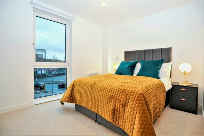 2 Bedroom House To Rent In The Filaments Salford, M3