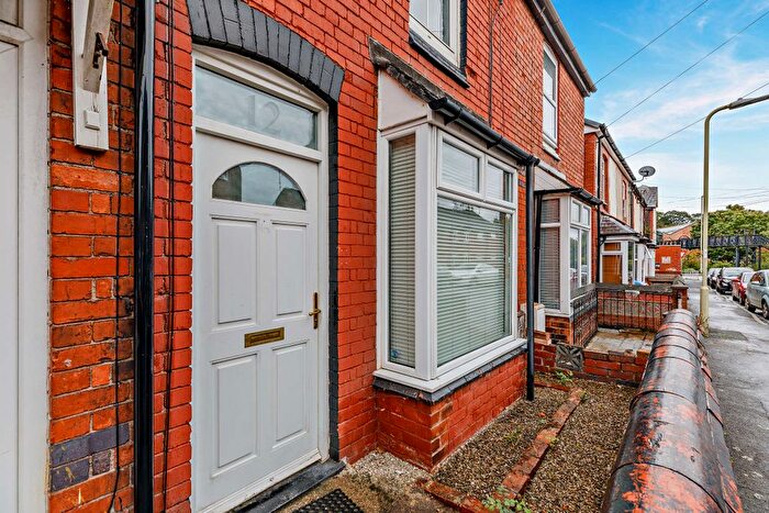 2 Bedroom Terraced House For Sale In Llwyn Road, Oswestry, SY11